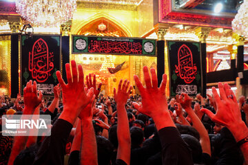 Arbaeen night mourning in Karbala