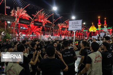 Arbaeen night mourning in Karbala