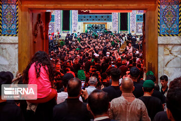 Arbaeen night mourning in Karbala