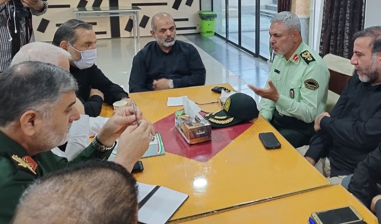 وزیر کشور: پذیرایی از زوار در پایانه مرزی مهران تا 28 صفر ادامه دارد