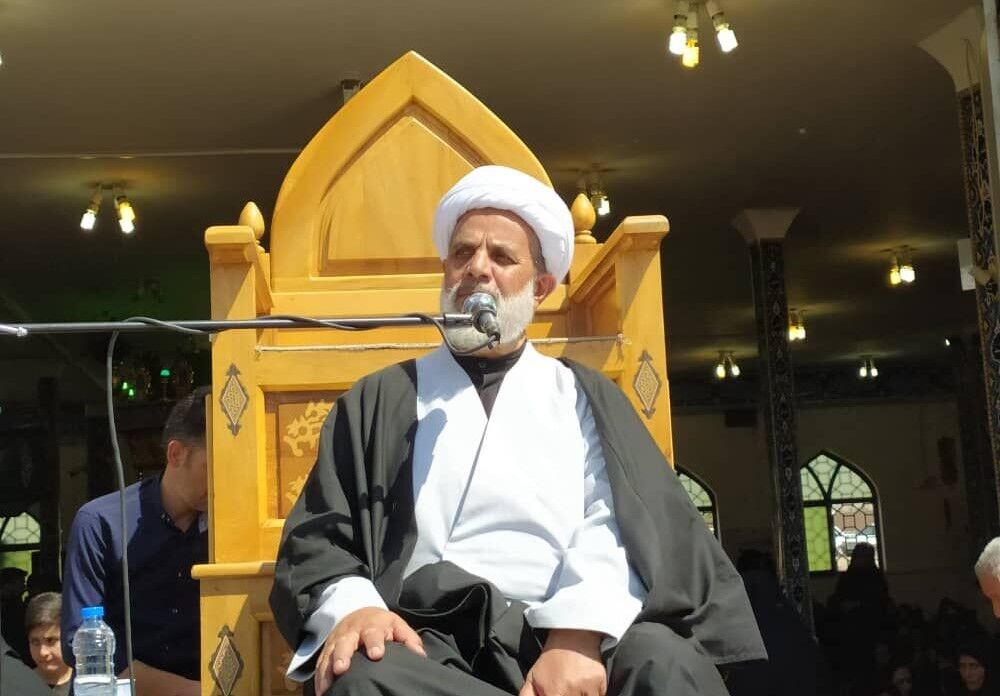 اربعین فرهنگ ایثار و همدلی را به جامعه معرفی میکند اربعین فرهنگ ایثار و همدلی را به جامعه معرفی میکند