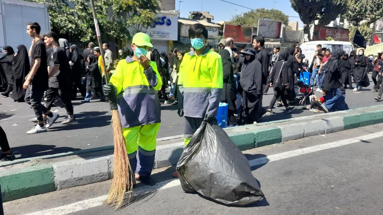 پس از راهپیمایی اربعین ، محور قرچک- ری از زباله پاکسازی شد
