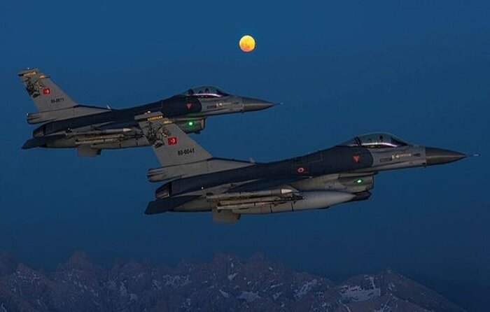 از ورود خودروهای ایرانی به آمریکای لاتین تا قربانی گرفتن وبا در سوریه