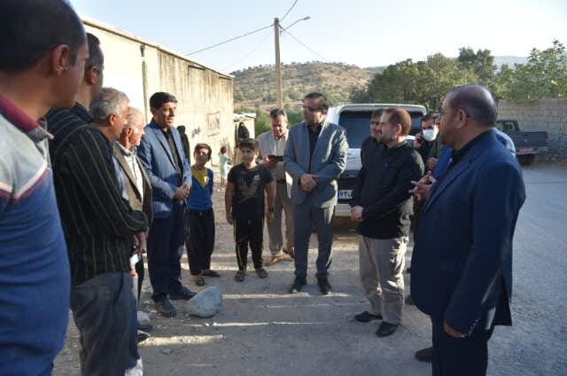 فرماندار دنا : خدمات رسانی به ساکنان دهستان سادات محمودی شتاب میگیرد