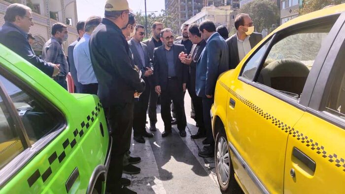 استاندار خراسان رضوی: اولویت اسکان زائران حرم امام رضا(ع) در اقامتگاههای رسمی است