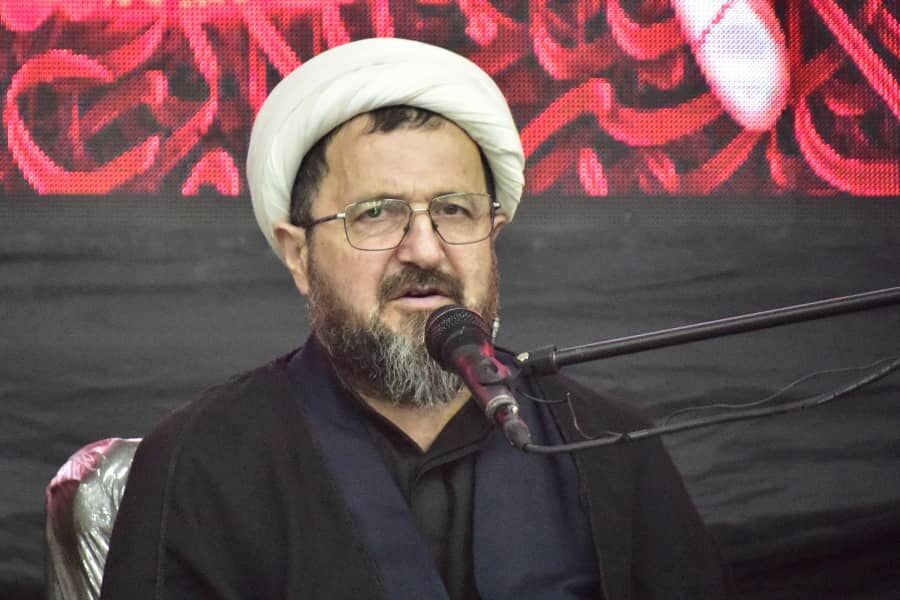 مدرس حوزه و دانشگاه: شهید کاوه رهرو نگاه توحیدی بود مدرس حوزه و دانشگاه: شهید کاوه رهرو نگاه توحیدی بود