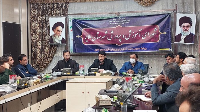 فرماندار ملایر: مشکل کسری معلم و کلاس درس در این شهرستان رفع شد