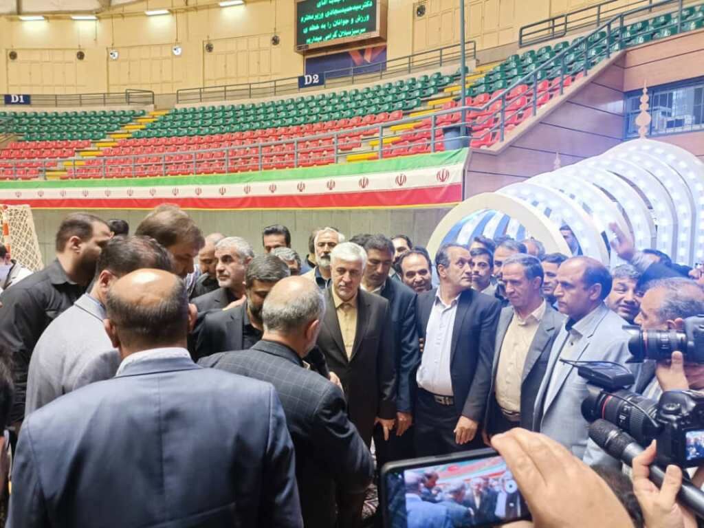 وزیر ورزش و جوانان: از احداث کمپ تیمهای ملی در اردبیل حمایت میکنیم