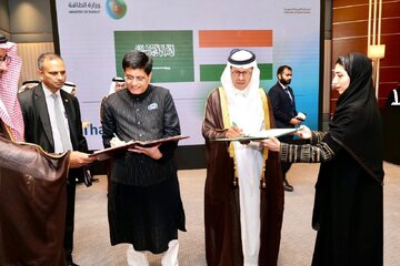 هند و عربستان تجارت برپایه "روپیه و ریال" را بررسی کردند