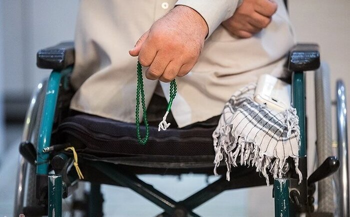 کالبد شکافی جنگ شناختی و بازآفرینی ارزش‌های ایثار در جامعه امروز ضروری است