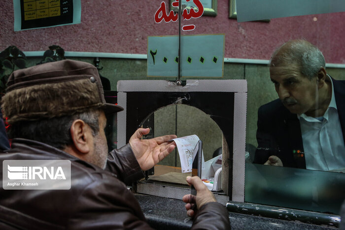 سینما عامل مهم نشاط اجتماعی را حمایت کنیم