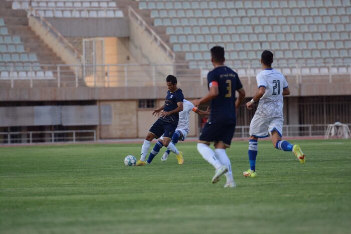 تداوم صدرنشینی قزوینیها در لیگ دسته اول فوتبال/ فجر برنده جدال لیگبرتریهای سابق شد