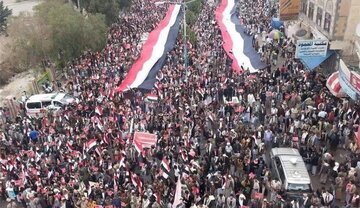 آغاز راهپیمایی گسترده یمنی‌ها به مناسبت سالروز انقلاب ۲۱ سپتامبر