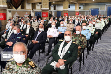 Rencontre des anciens combattants de la Défense Sacrée avec le Guide suprême de la Révolution Islamique