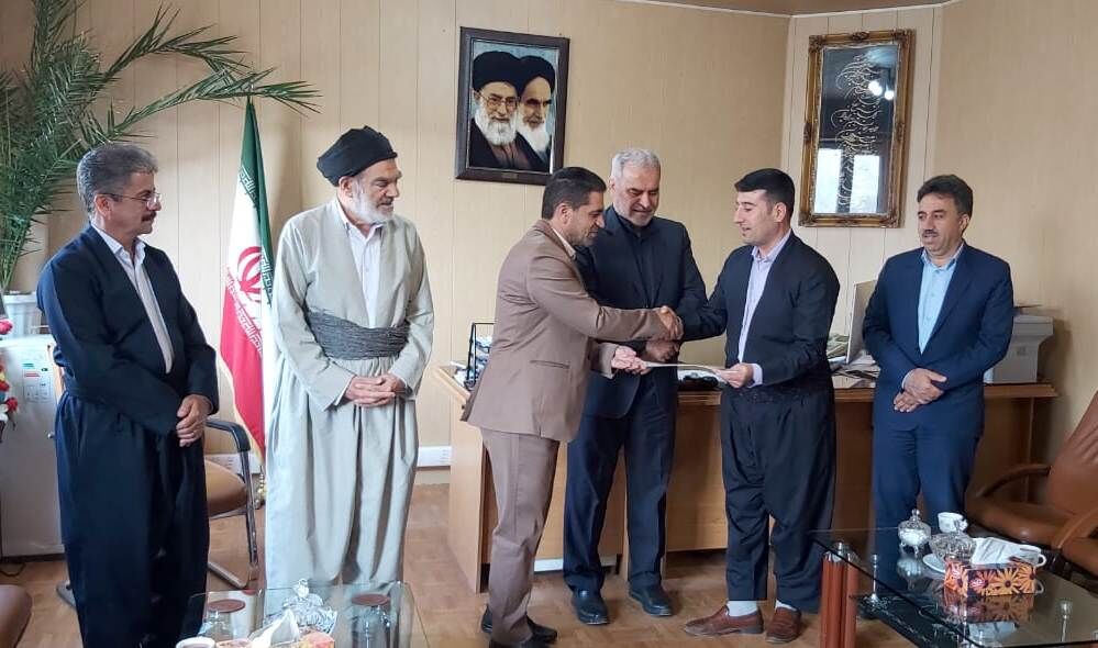 فرماندار سرواباد: خدمات کمیته امداد ارزشمند و قابل ستایش است فرماندار سرواباد: خدمات کمیته امداد ارزشمند و قابل ستایش است