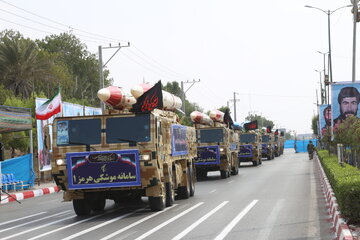 Military parade in Hormozgan Prov. 