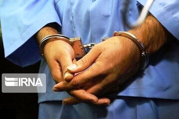 سه تبعه خارجی به جرم ورود غیرقانونی ارز به کشور در تایباد دستگیر شدند