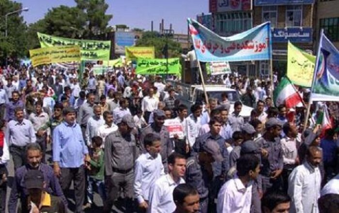 راهپیمایی یوم الله ۱۳ آبان در شهرستانهای خراسان رضوی