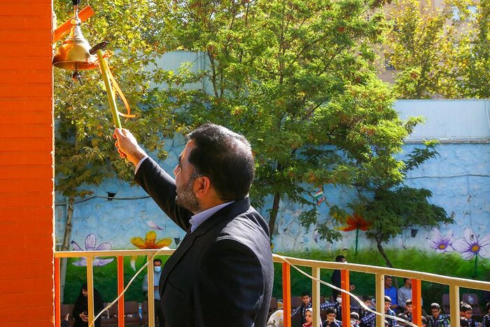 ایجاد سرویس ۴۵۶ برای آموزش و حمایت از کودکان و نوجوانان در فضای مجازی