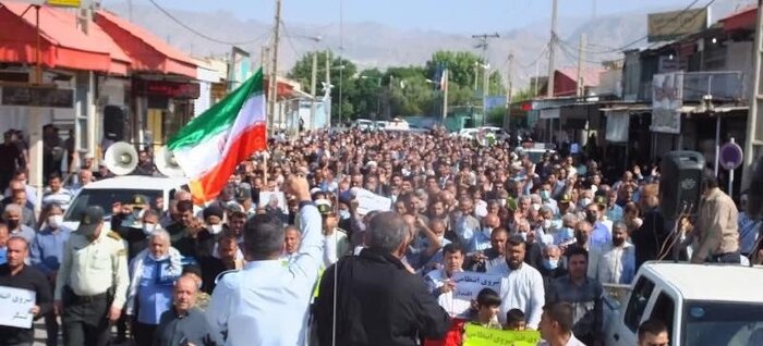 امام جمعه یاسوج: اقدامات هنجارشکنانه و تخریب اموال عمومی کار مزدوران دشمن است