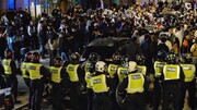 La policía se enfrenta a los manifestantes antiraníes en París y Londres