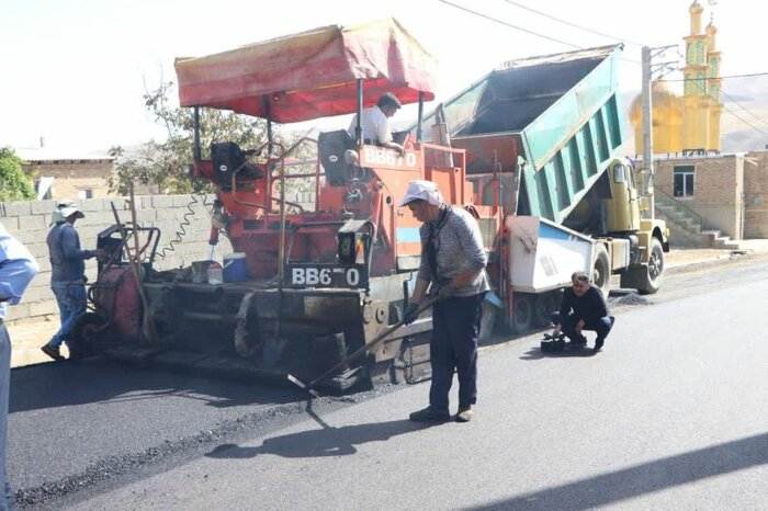 اخبار کوتاه غرب کرمانشاه؛ از کاشت ۸۰۰ نهال بلوط تا بهسازی معابر شهری