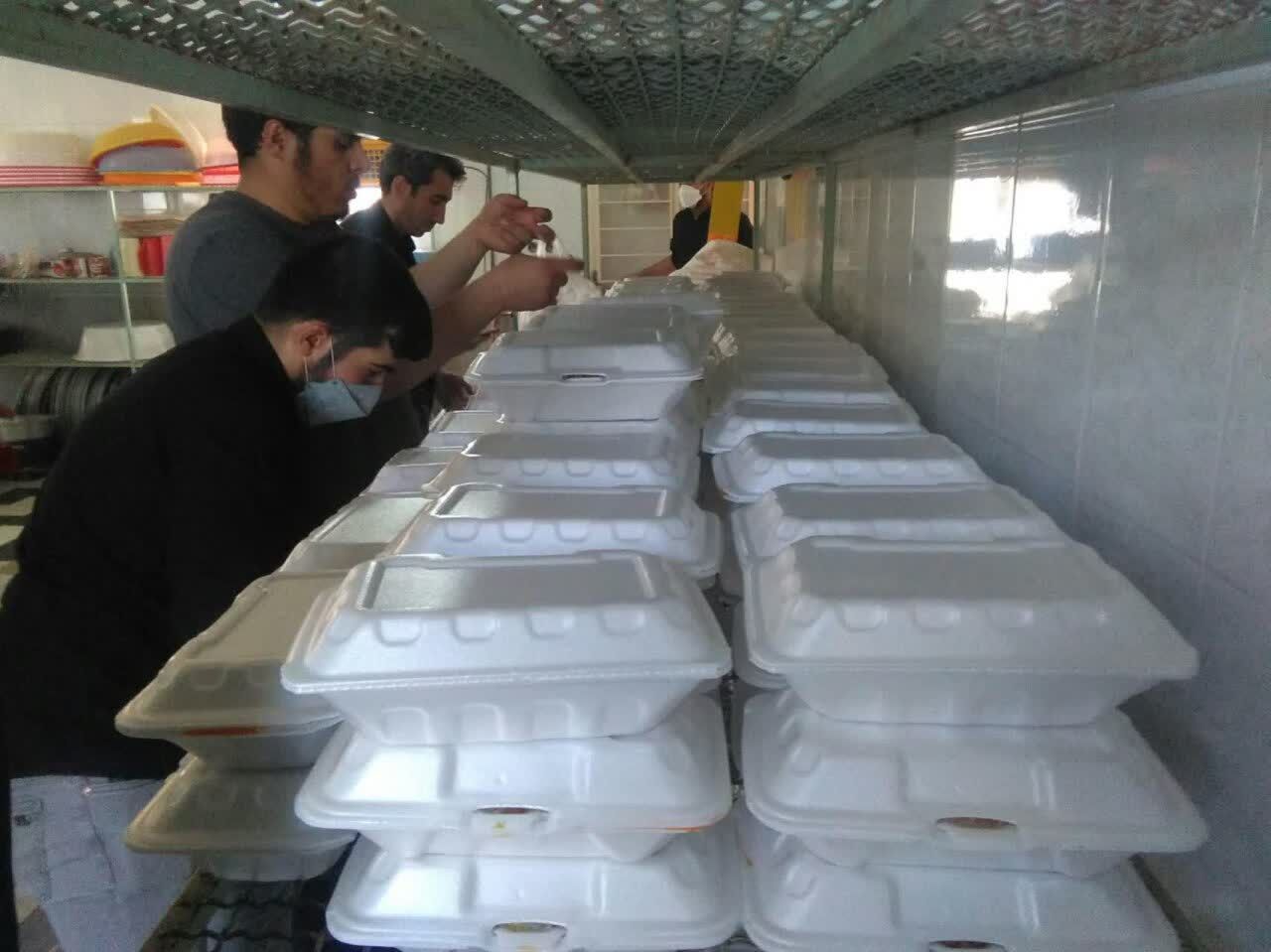 ۱۱۰ هزار پُرس غذای گرم در اصفهان  به مناسبت عید غدیر توزیع می‌شود