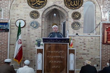 امام جمعه مهاباد: دشمنان از پیوند حکومت‌های اسلامی در عذاب هستند