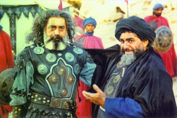 وصیت هنری بهزاد فراهانی/ هیچکس بهتر از هوگوچاوز، لیبرالیسم را نقد نکرد/ مهدی فتحی برای شکستن غرورش، گارسونی کرد