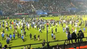 174 muertos en Indonesia; la mayor tragedia histórica en un partido de futbol