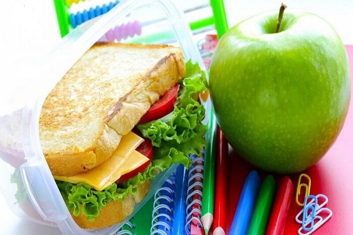 این غذاها باعث کاهش یادگیری دانشآموزان میشود