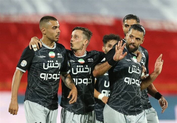 سایه روشنهای هفته هفتم لیگ برتر؛ نفس آبیها پشت سر قرمزها