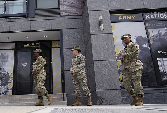 ارتش آمریکا با کمبود شدید نیرو مواجه است