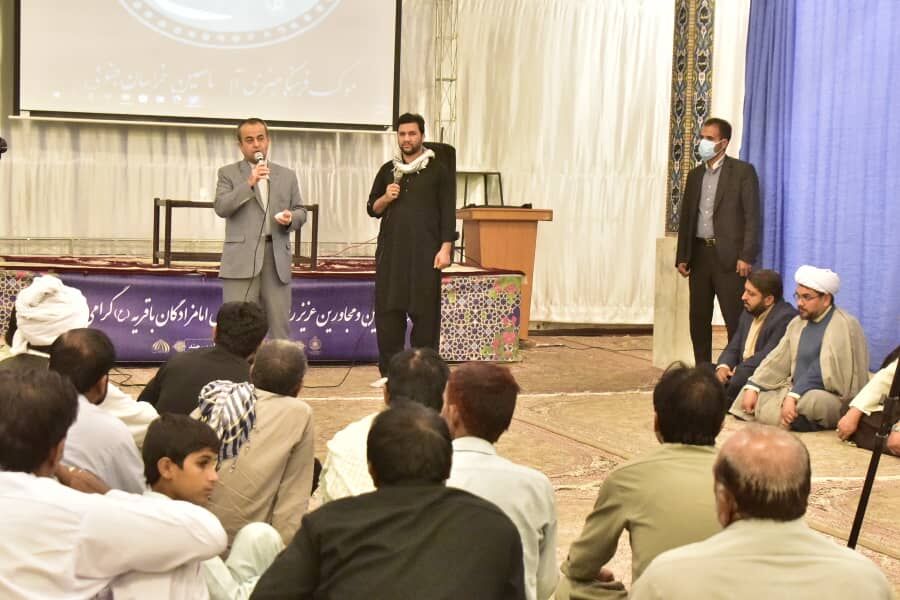 وحدت بین مسلمانان از برکات راهپیمایی اربعین است وحدت بین مسلمانان از برکات راهپیمایی اربعین است