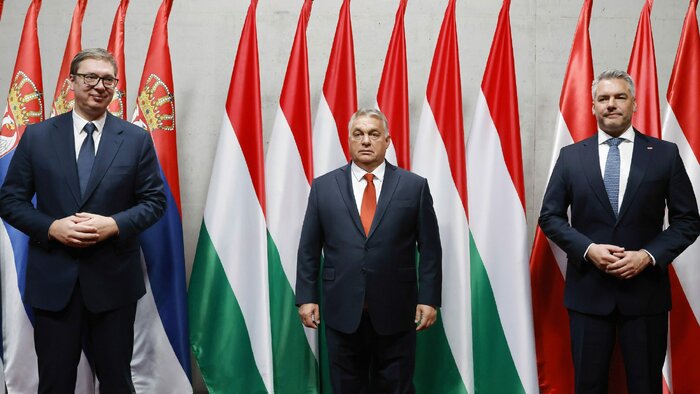 اعلام نارضایتی اتریش از سیاستهای پناهندگی اتحادیه اروپا