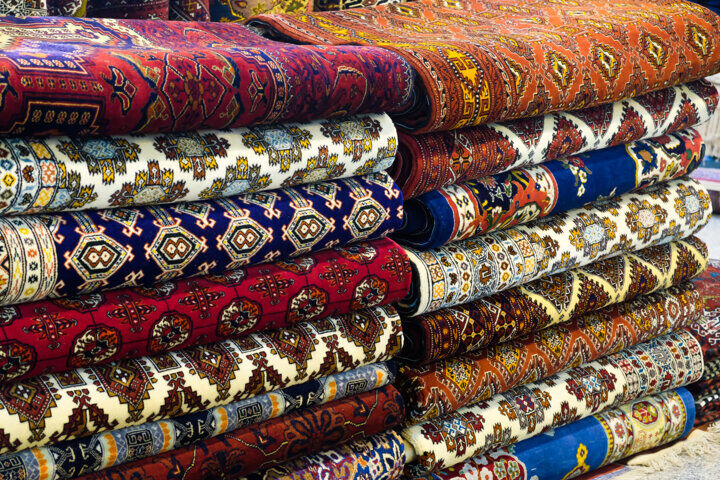 فرش ترکمن در چهار کشور اروپایی، آمریکایی و آسیایی/  صادرات دستباف از گلستان رشد ۱۰۰ درصدی داشته است