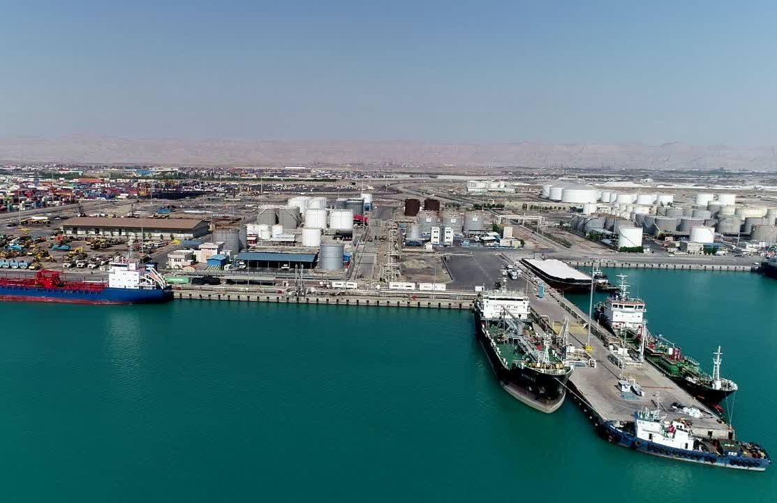 واردات فرآورده‌های نفتی در بندر خلیج فارس ۱۰۰ درصد کاهش یافت