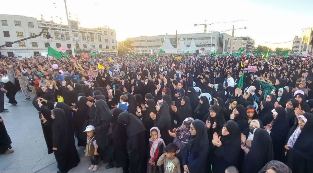 اجتماع عظیم مردمی بیعت با امام زمان (عج) در مشهد برگزار شد
