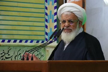 امام جمعه یزد: ملت ایران با حضور در صحنه، پاسخ شرارت های دشمن را داد
