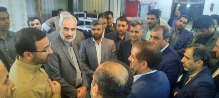 وزیر آموزش و پرورش و نایب رئیس مجلس به مقام شامخ شهدای یاسوج ادای احترام کردند