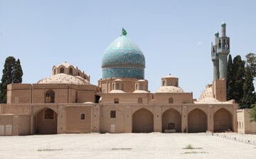 عملیات مرمت کاشی‌کاری گنبد شاه نعمت‌الله ولی ماهان به مرحله اجرا درآمد