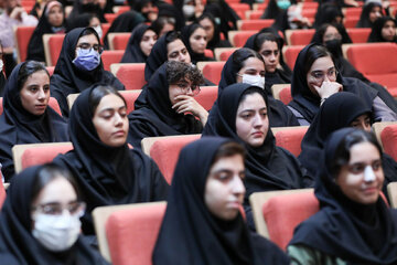El presidente iraní participa en la ceremonia de apertura del nuevo año académico en la Universidad Al-Zahra 