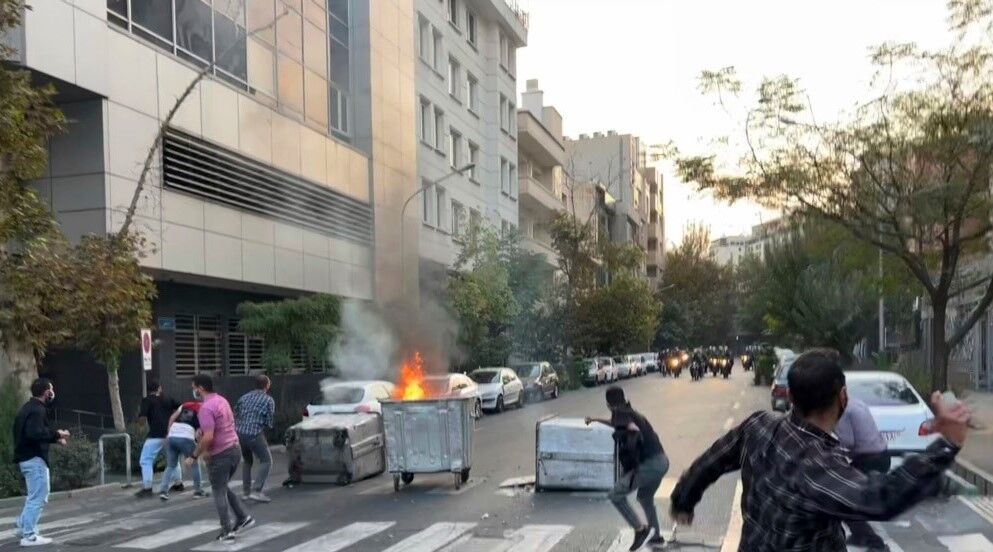 گزارش خبرنگاران ایرنا از تجمعات و ناآرامی‌های امروز تهران