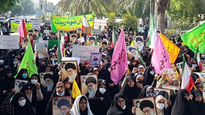 بوشهریها فتنههای دشمنان و اقدام خرابکارانه اغتشاشگران را محکوم کردند