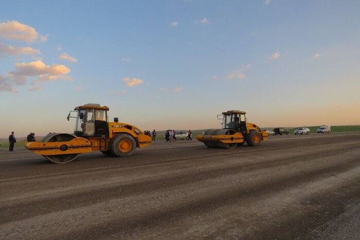 نماینده مجلس: کارگاه عمرانی جاده سرچم – میاندوآب با وجود سرما فعال است