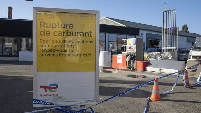 تداوم اعتصاب کارکنان توتال؛ اختلال در فعالیت ۳۰ درصد از پمپ بنزین‌های فرانسه