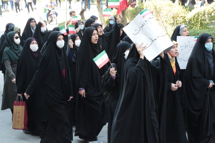 تجمع دانشگاهیان امیرکبیر در محکومیت اغتشاشگران/اجازه بی نظمی در دانشگاه را به هیچ فرد و تشکلی نمیدهیم