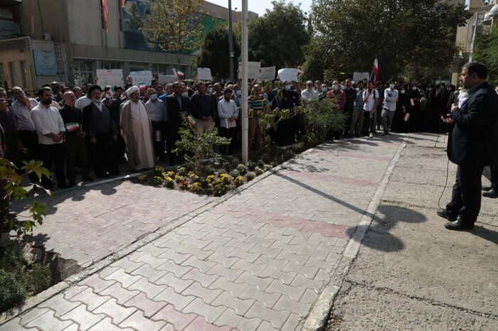 تجمع دانشگاهیان امیرکبیر در محکومیت اغتشاشگران/اجازه بی نظمی در دانشگاه را به هیچ فرد و تشکلی نمیدهیم