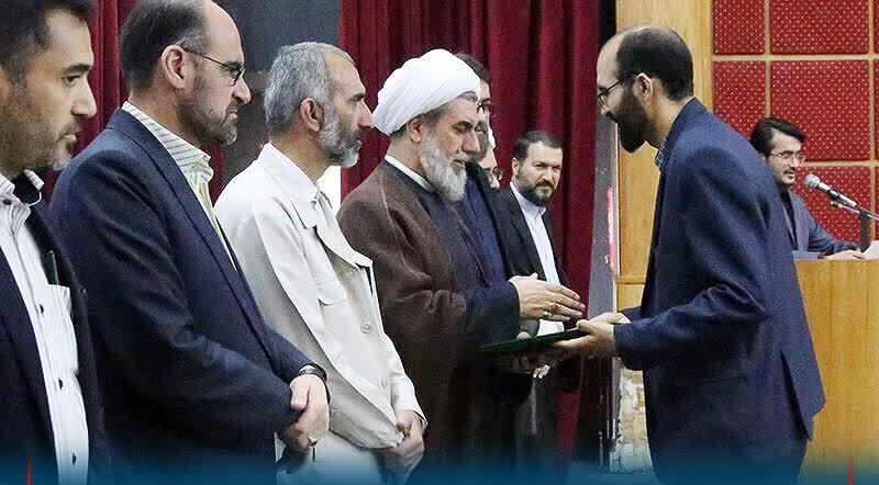 دادستان ها شمشیر عدالت دستگاه قضایی هستند