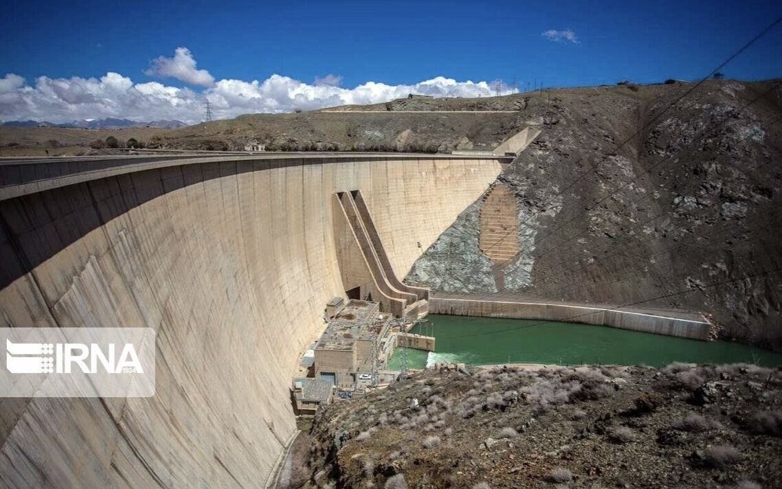نیروگاه سد زاینده رود اصفهان از مدار خارج شد نیروگاه سد زاینده رود اصفهان از مدار خارج شد